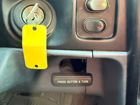 Used 1999 Toyota Tacoma PreRunner image 15