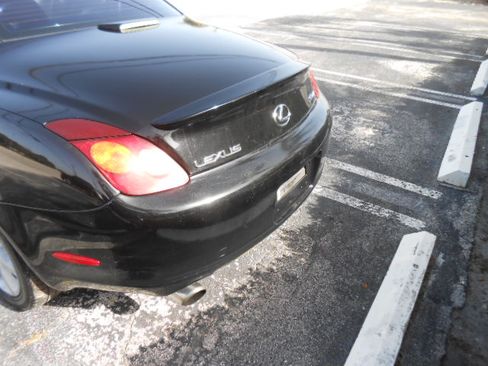 Used 2002 Lexus SC 430 Convertible RWD image 5