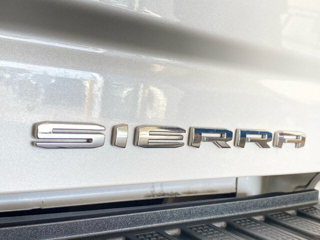 Used 2024 GMC Sierra 3500 Denali Ultimate AWD/4WD image 7