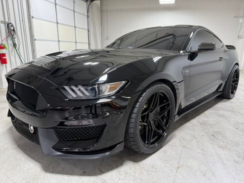 Used 2016 Ford Mustang Shelby GT350 RWD image 11