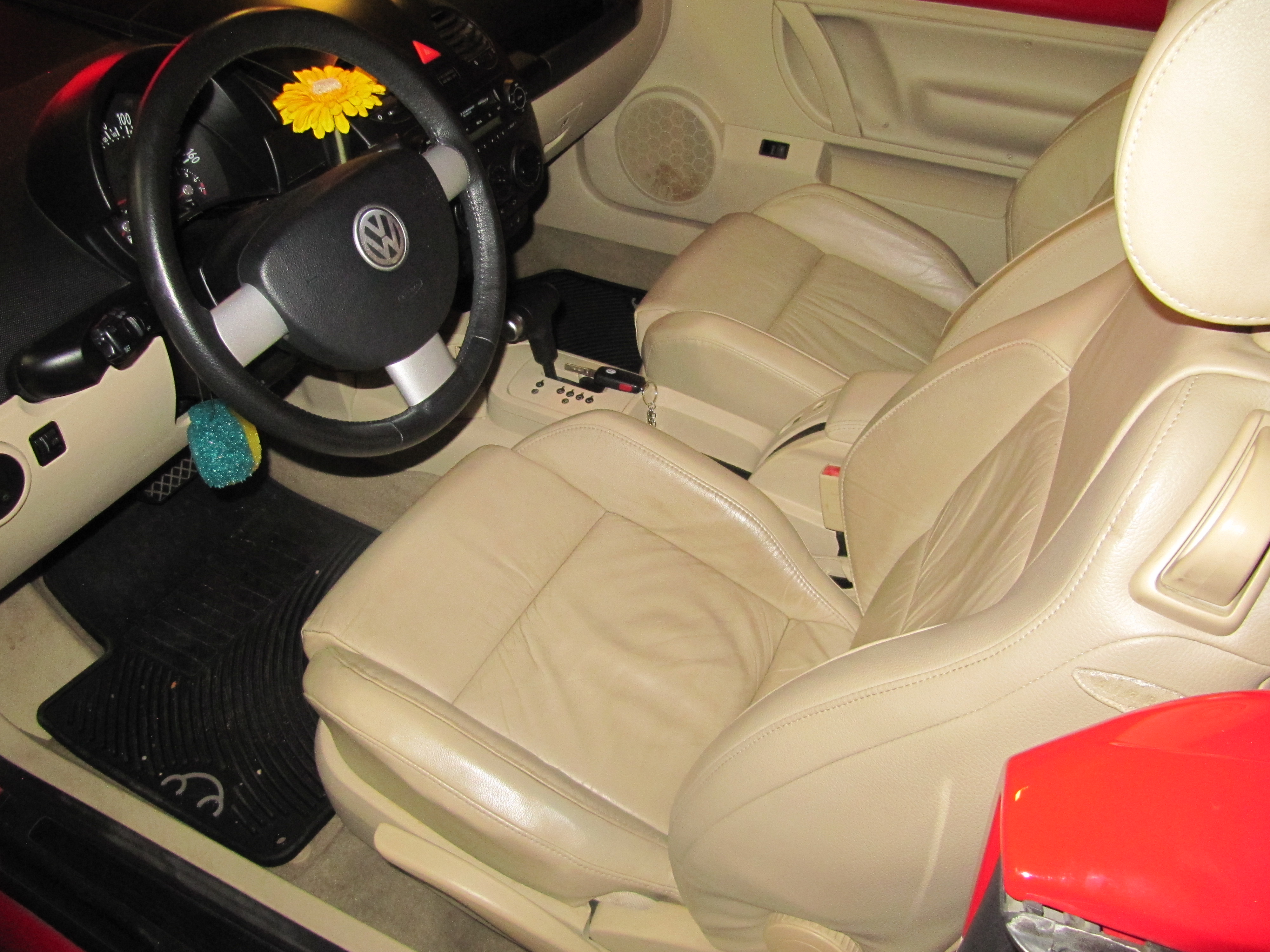 Used 2004 Volkswagen Beetle GLS Turbo Convertible FWD image 20