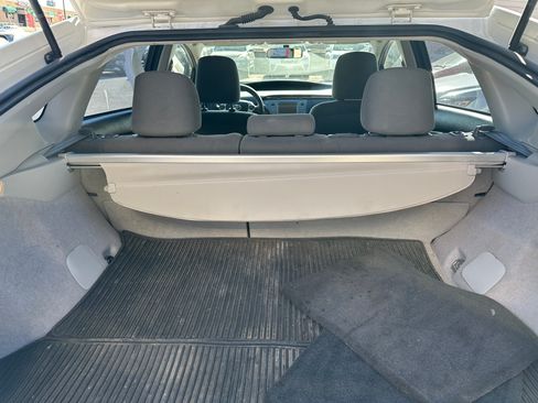 Used 2012 Toyota Prius Two image 7