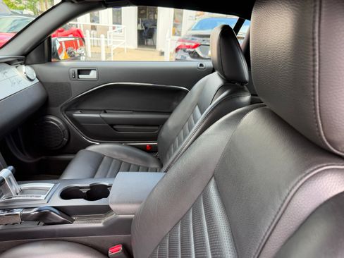 Used 2006 Ford Mustang GT Premium Convertible RWD image 6