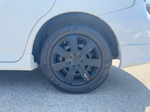 Used 2010 Toyota Matrix S AWD image 15