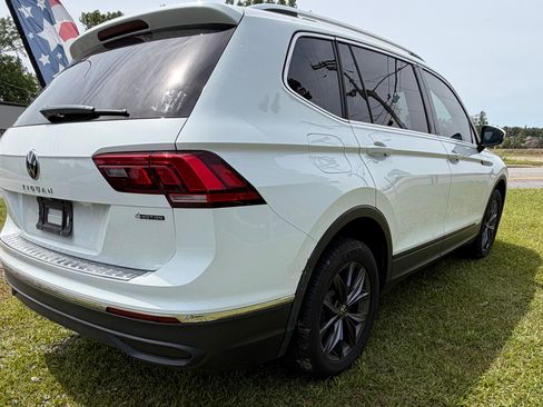 Used 2022 Volkswagen Tiguan 4Motion SE AWD/4WD image 7