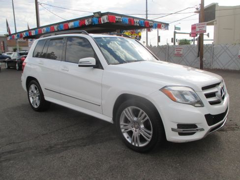 Used 2014 Mercedes-Benz GLK 350 4MATIC w/ Sport Package image 11