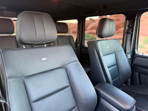 Used 2013 Mercedes-Benz G 63 AMG 4MATIC image 21