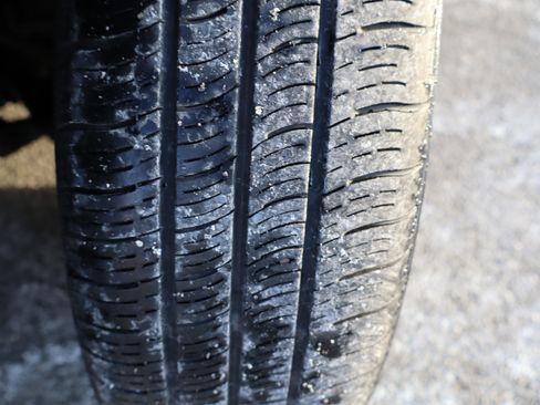 Used 2013 Toyota Prius C One image 29