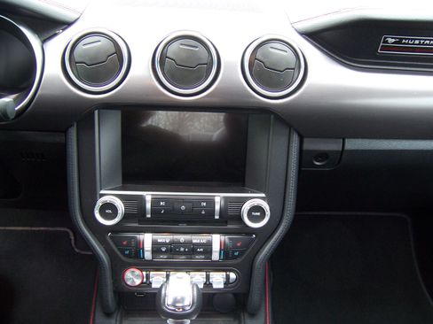 Used 2023 Ford Mustang GT Premium image 11