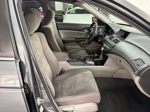 Used 2009 Honda Accord LX Sedan image 16