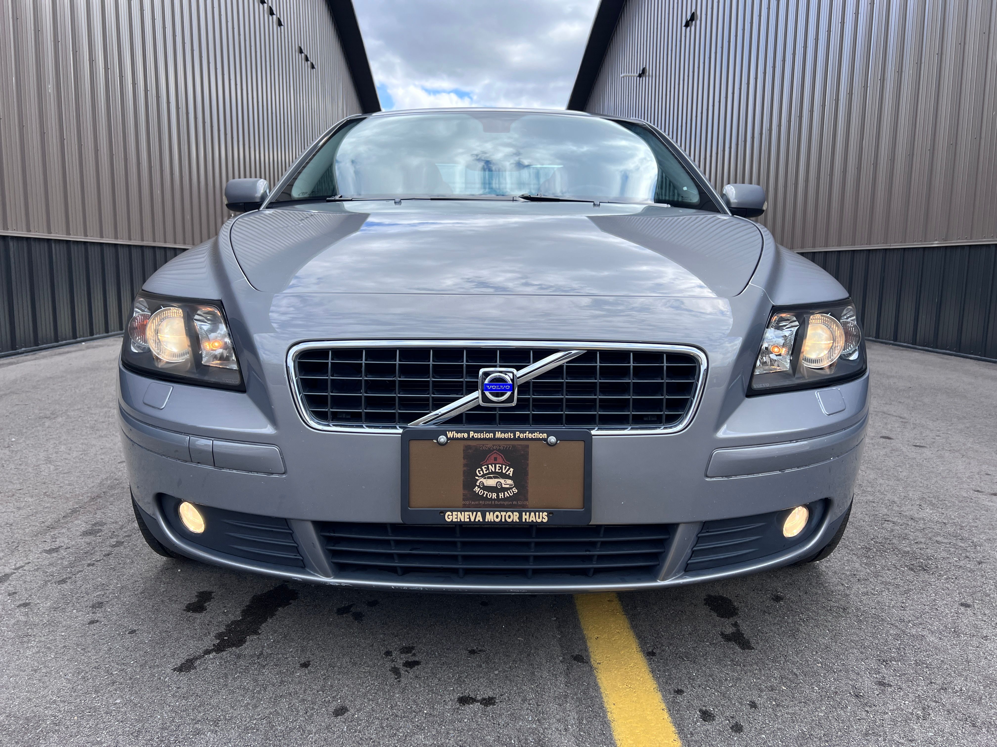 Used 2005 Volvo S40 T5 AWD image 12