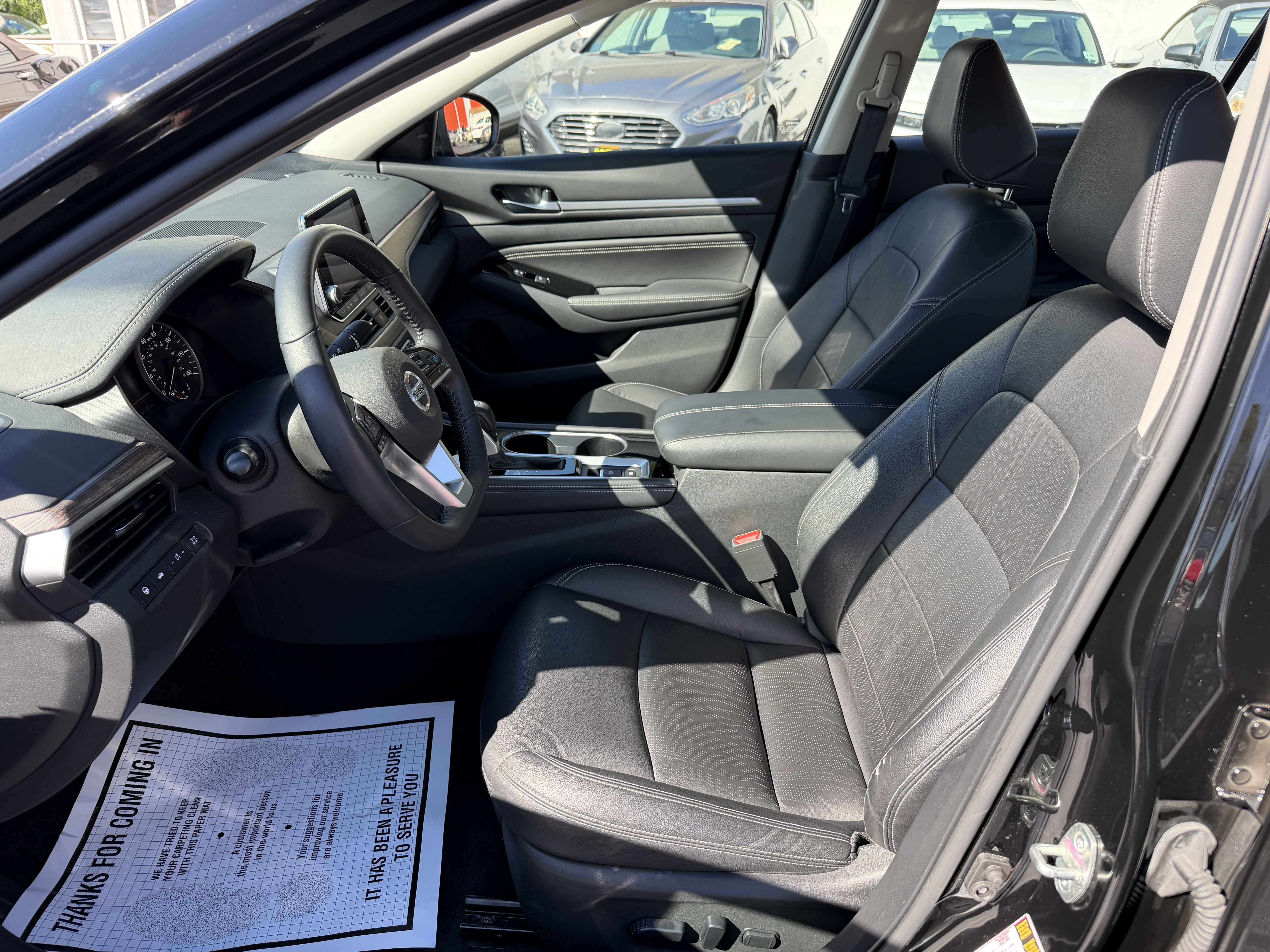 Used 2021 Nissan Altima 2.5 Platinum AWD image 4