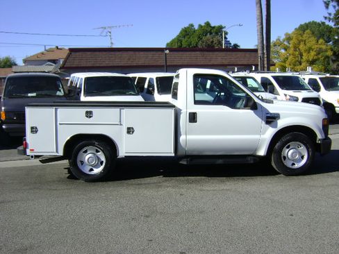 Used 2008 Ford F250 image 2