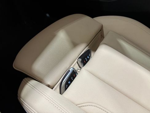 Used 2020 BMW 330i xDrive w/ Driver Assist image 34