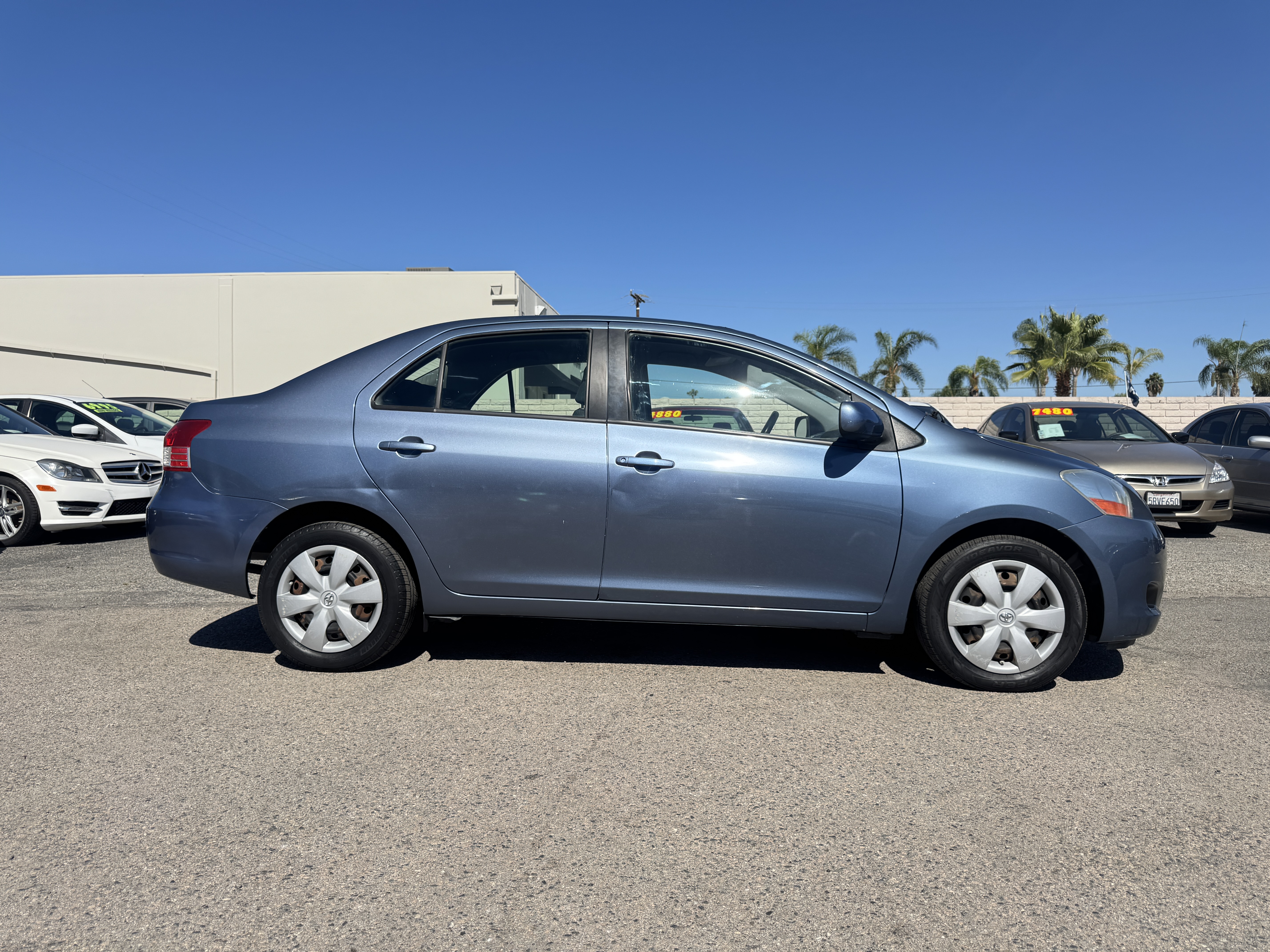 Used 2009 Toyota Yaris Sedan FWD image 10
