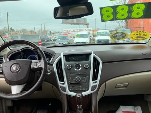 Used 2011 Cadillac SRX Luxury image 8