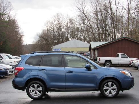 Used 2016 Subaru Forester 2.5i Limited image 12
