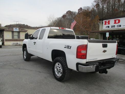 Used 2011 Chevrolet Silverado 2500 LT image 8