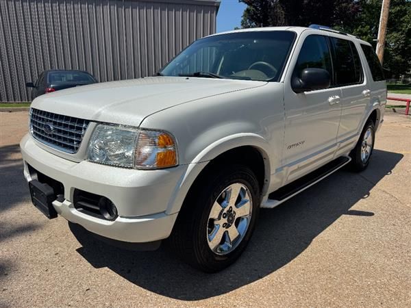 Used 2004 Ford Explorer 2WD Limited image 1