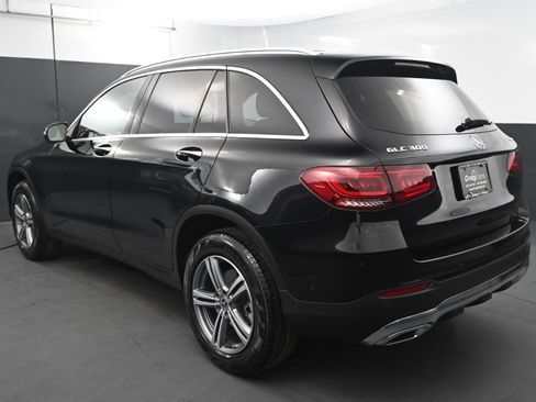 Used 2021 Mercedes-Benz GLC 300 GLC 300 4MATIC SUV image 3
