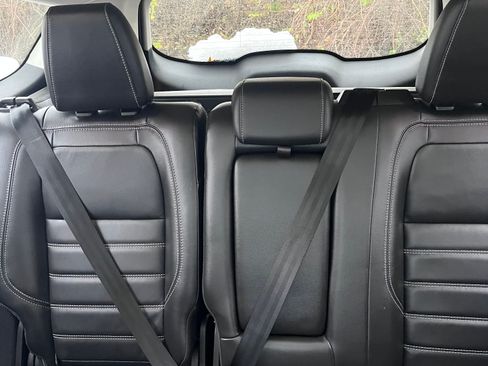 Used 2018 Ford Escape Titanium image 10