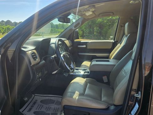 Used 2020 Toyota Tundra 4x4 Double Cab Limited image 9