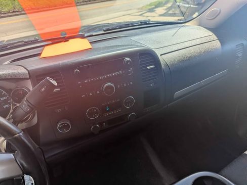 Used 2013 Chevrolet Silverado 1500 LT image 11