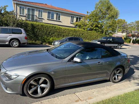 Used 2010 BMW 650i Convertible RWD image 3