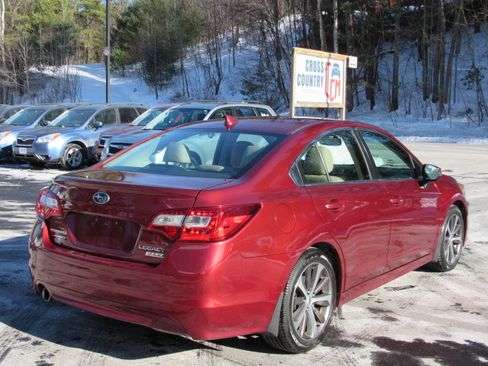 Used 2016 Subaru Legacy 2.5i Limited image 10
