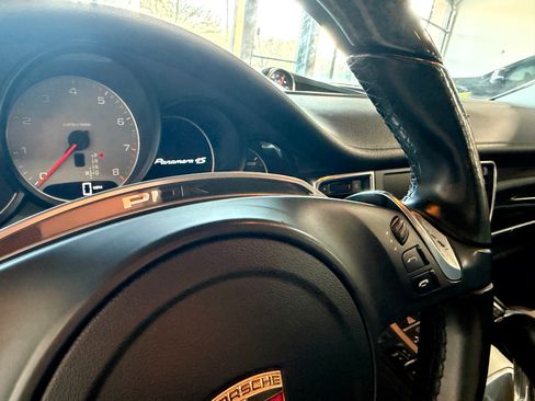 Used 2014 Porsche Panamera 4S image 22