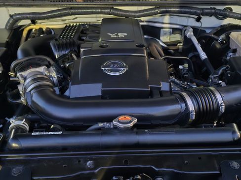 Used 2016 Nissan Frontier SV image 34