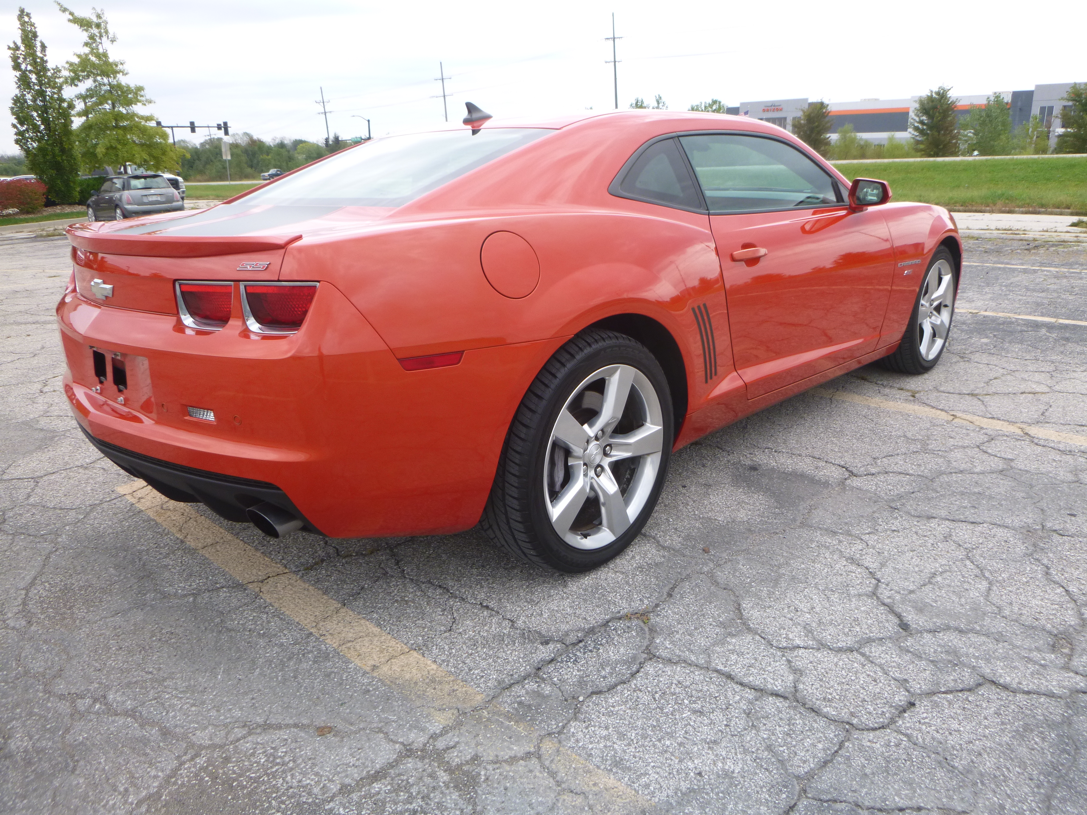 Used 2011 Chevrolet Camaro SS Coupe w/ 2SS RWD image 6