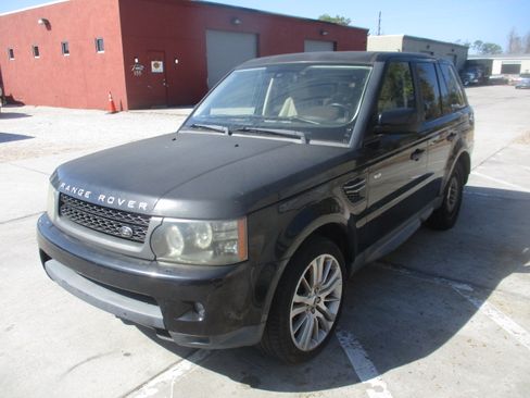Used 2010 Land Rover Range Rover Sport HSE LUX image 5