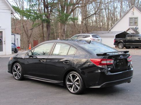 Used 2022 Subaru Impreza 2.0i Sport image 12