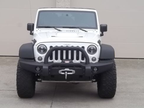 Used 2017 Jeep Wrangler 4WD Unlimited Sport image 2