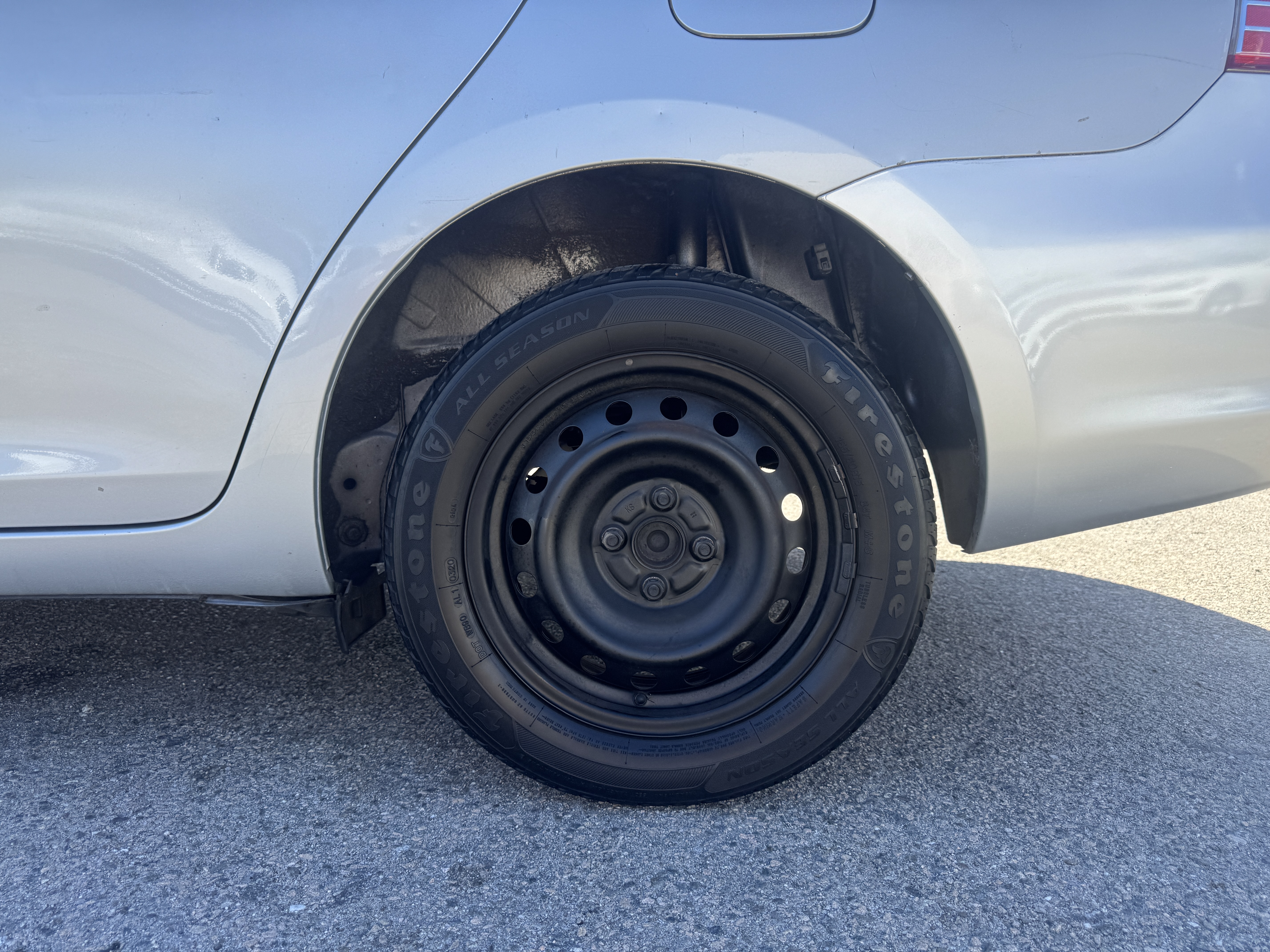 Used 2008 Toyota Yaris Sedan FWD image 15