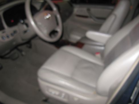 Used 2005 Toyota Sequoia 4WD Limited image 18