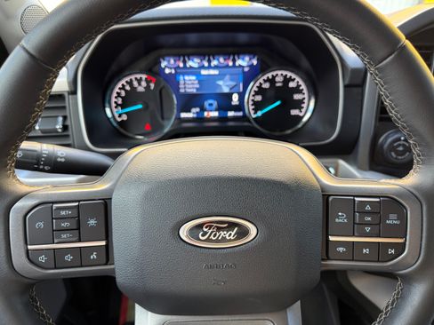 Used 2023 Ford F150 Heritage XLT image 8