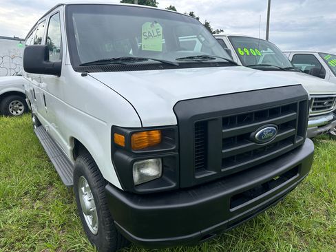 Used 2008 Ford E-350 and Econoline 350 XLT image 12