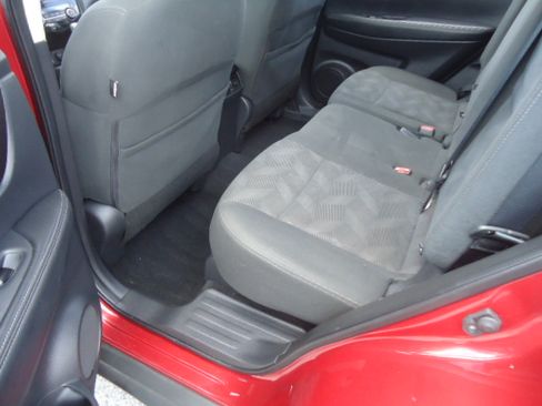 Used 2016 Nissan Rogue AWD SV image 10