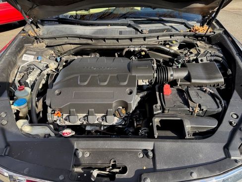 Used 2012 Honda Crosstour EX image 19