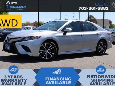 Used 2020 Toyota Camry SE AWD image 1