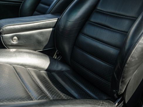 Used 1988 Porsche 911 Carrera image 25