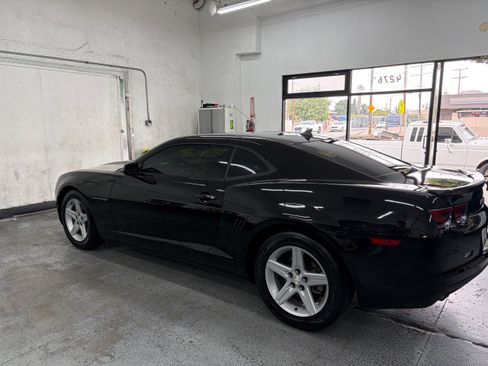 Used 2012 Chevrolet Camaro LS Coupe RWD image 4