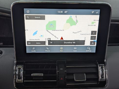 Used 2020 Lincoln Navigator Reserve Sport Utility 4D image 23