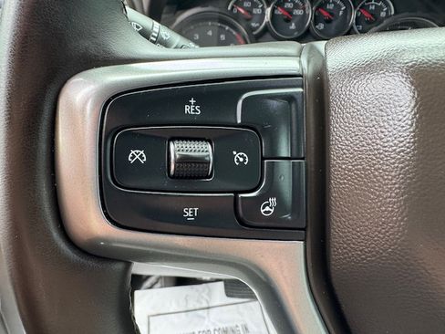 Used 2023 Chevrolet Silverado 2500 LT image 9