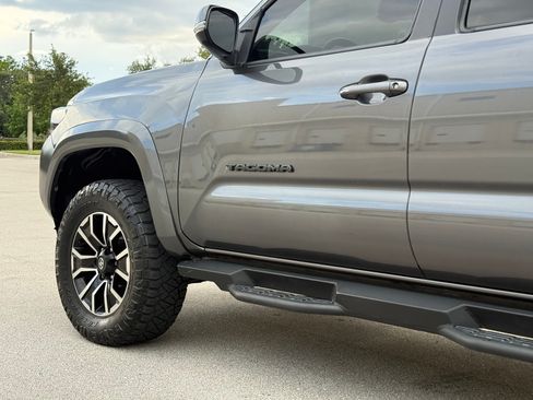 Used 2021 Toyota Tacoma TRD Sport RWD image 45