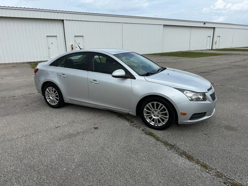 Used 2011 Chevrolet Cruze Eco FWD image 45