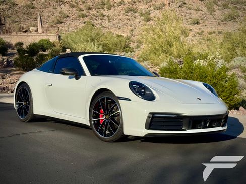 Used 2021 Porsche 911 Targa 4S image 39