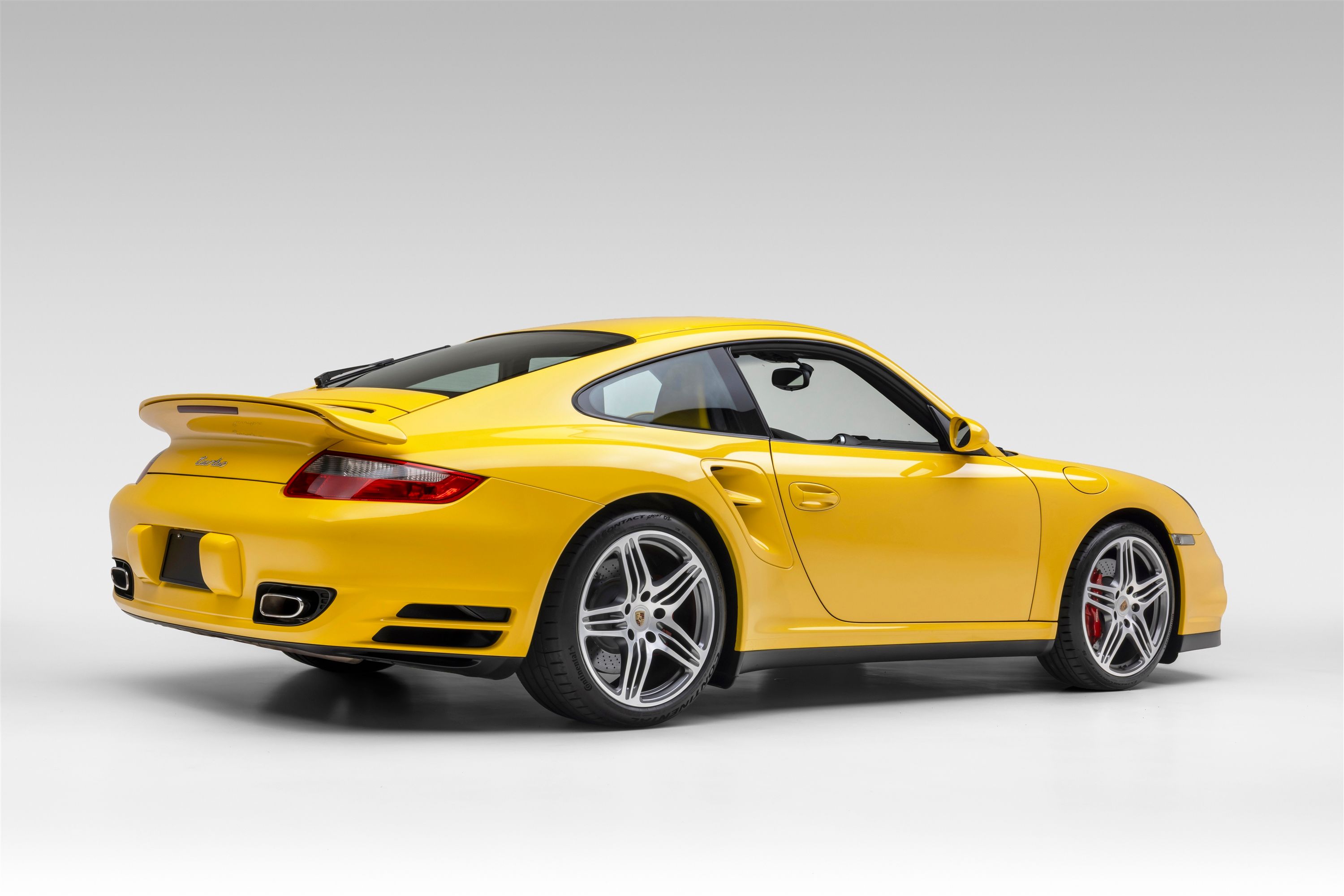 Used 2007 Porsche 911 Turbo 4 Coupe AWD/4WD image 4
